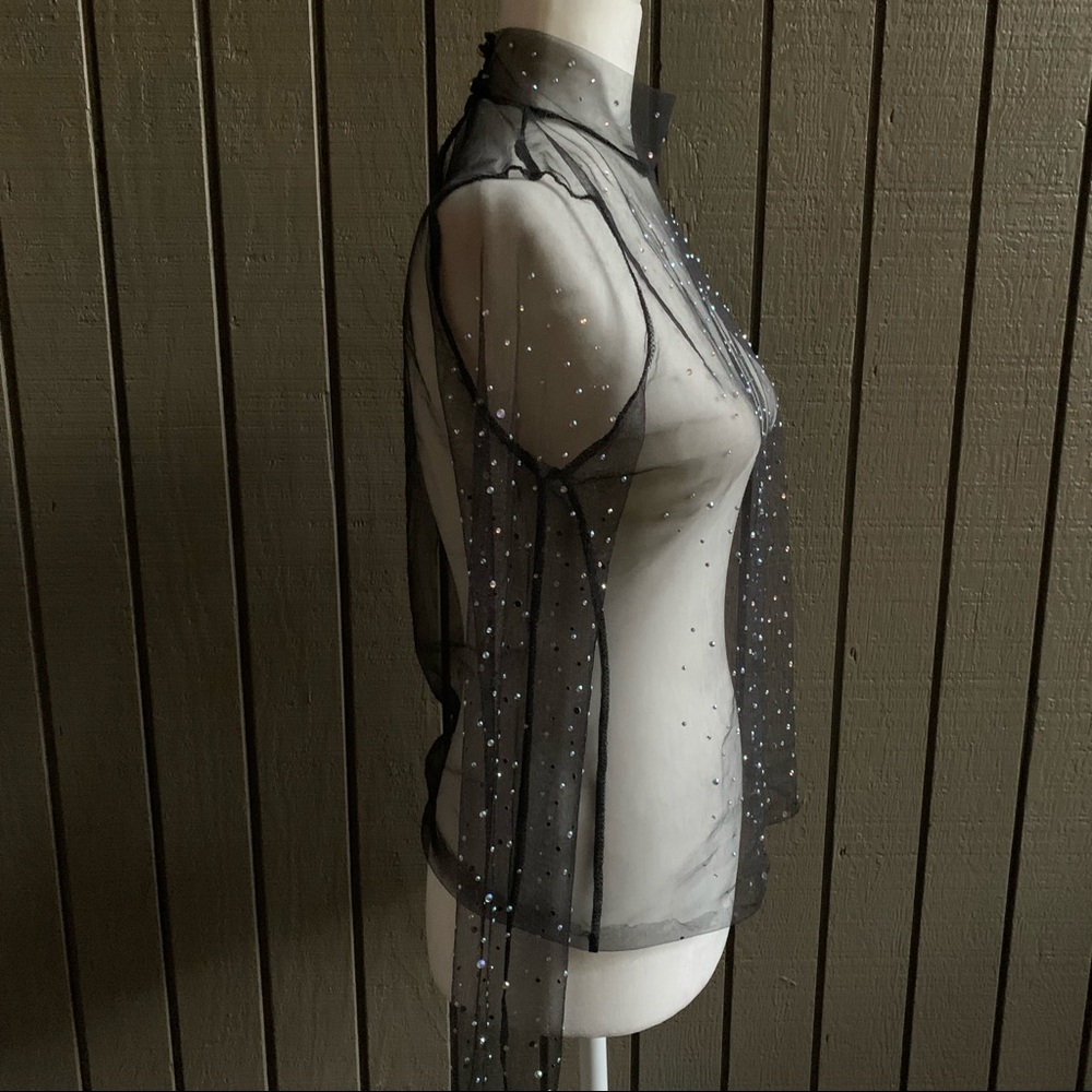 Sheer Top With Rhinestones. - Picture 2 of 5